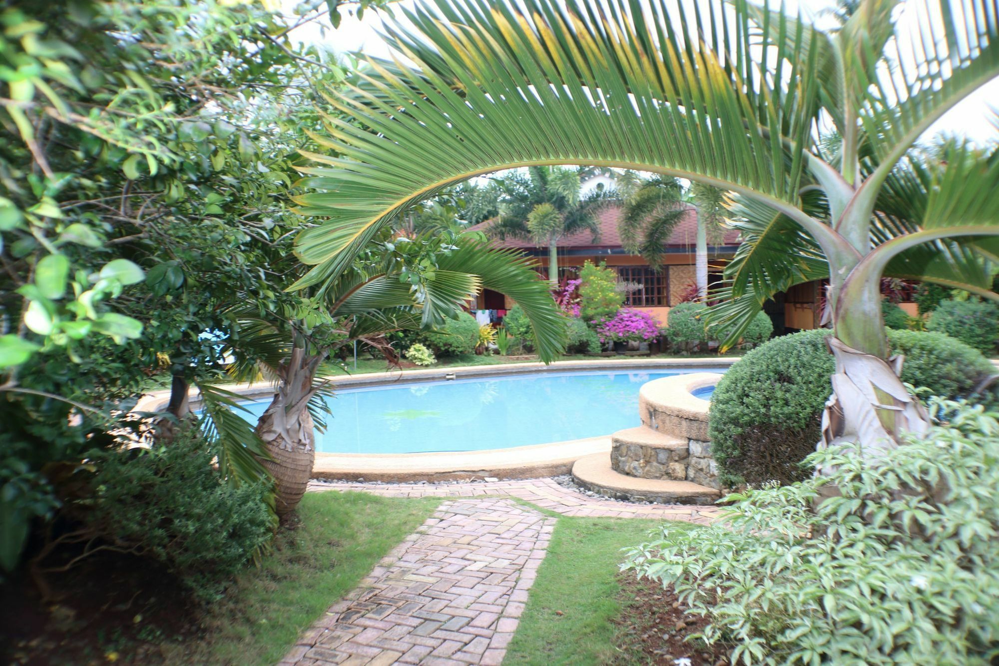 Zen Rooms Veraneante Resort Bohol Panglao Buitenkant foto